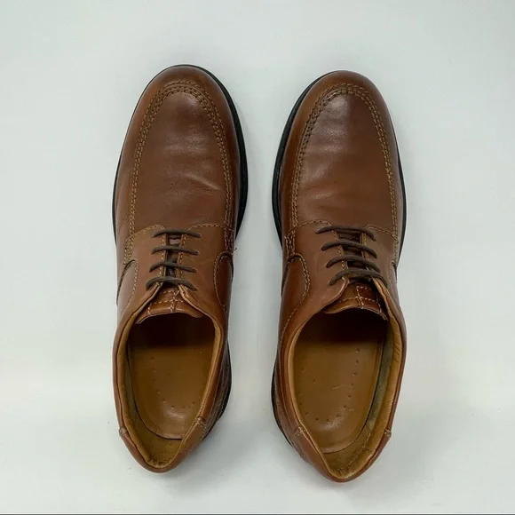 Clarks Leather Oxfords Mens Size 10 Lace Up Shoes Brown Conform Casual - Picture 2 of 8